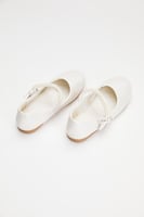 حذاء باليرينا مزين باللؤلؤ