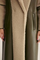 فروة من الصوف والجلد