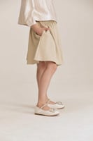 تنورة بخصر مطاطي