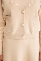 كارديغان بتفاصيل براقة