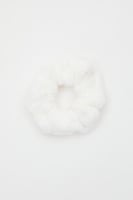 ربطة شعر فرو