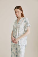 قميص مورد بأكمام قصيرة