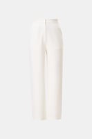 بنطلون بقصة مستقيمة