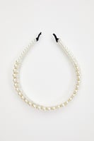 طوق شعر مزدوج مزين باللؤلؤ