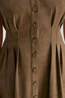 فستان شامواة بأكمام منفوخة