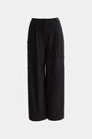 بنطلون بأرجل واسعة