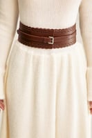 فستان بحزام جلد عريض