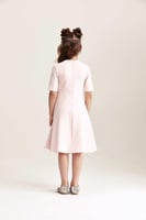 فستان مطرز بالترتر والخرز