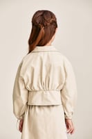 جاكيت بسحاب للإغلاق