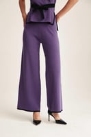 بنطلون واسع بخصر مطاطي