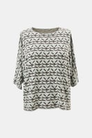 بلوزة محبوكة مزينة بنقوش