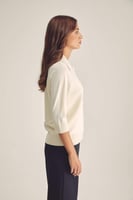 جاكيت بأزرار للإغلاق