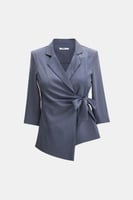 جاكيت بربطة مزين بطيات