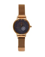 ‎ ساعة نسائية بسير شبكي باللون الذهبي