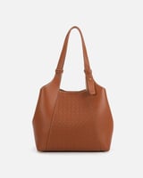 شنطة نسائية آن كلاسيك بلون بني