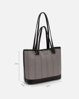 شنطة نسائية الفي اند كو باللون الأسود