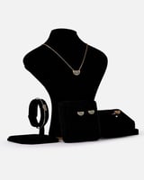 ‎ طقم أطفال مميز باللون الذهبي