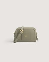 ‎ شنطة نسائية من الجلد باللون الأخضر