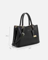 ‎ شنطة نسائية كلاسيك باللون الأسود