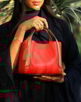 شنطة نسائية إمزوري بتصميم أنيق