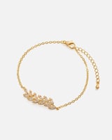 هدايا نسائية ثلاث ساعات واساور