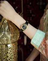 ‎ ساعة نسائية زايروس من الجلد الاسود