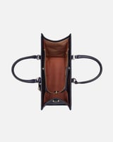 شنطه نسائية آن بتصميم عملي باللون الأزرق