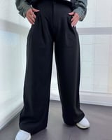 ‎ بنطلون نسائي الفي اند كو بتصميم أنيق بلون أسود