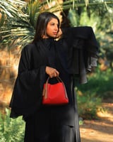 شنطة نسائية إمزوري بتصميم أنيق