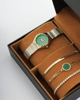 هدايا نسائية الفي اند كو مميزة باللون الذهبي والفض...