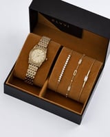 هدية نسائية الفي اند كو باللون الذهبي