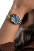 ‎ ساعة نسائية آن ستيل باللون الذهبي