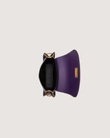 شنطة نسائية كلاسيك باللون الأرجواني