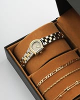 هدايا نسائية الفي اند كو بتصميم مميز من ساعة واساو...