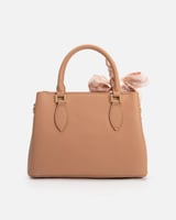 شنطة نسائية الفي اند كو باللون الوردي