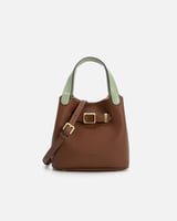 طقم هدية الفي اند كو شنطة ونظارة بلون بني