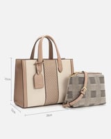 شنطة نسائية مميزة باللون البيج