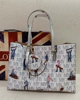 ‎ شنطة نسائية بتصميم عصري بلون أبيض