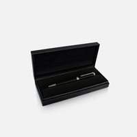 ‎ قلم رجالي كلاسيك بلون أسود وفضي | ZP002U0211