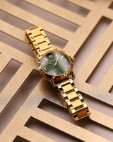 ‎ ساعة نسائيه من إلڤي باللون الذهبي | LAS027L01080...