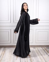 ‎ عباية نسائية زايروس ستان بلون أسود