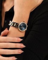 ‎ ساعة نسائيه من إلڤي بلون فضي وذهبي | LOS021L0605...