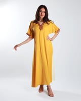 جلابيه نسائية الفي اند كو باللون الأصفر والأبيض