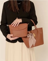 ‎ شنطة نسائية من الجلد بلون بني | MLH001F0701