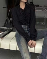 ‎ بلوزة نسائية الفي اند كو بتصميم مميز بلون أسود