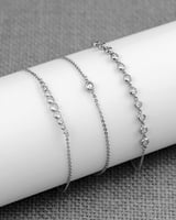 ‎ طقم هدايا نسائي فنشي بتصميم جذاب