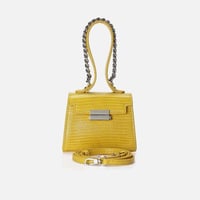 ‎ شنطة زايروس النسائية بلون عصري أنيق