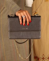 شنطة نسائية إمزوري جلد الناعم بلون فضي