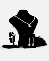 ‎ طقم نسائي كلاسيك باللون الفضي