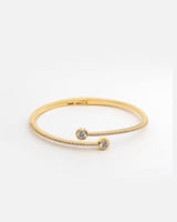 ‎ اسوارة نسائية بتصميم أنيق بلون ذهبي | ZJB120L01